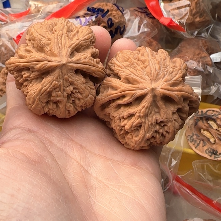 文玩核桃吊坠狐****孩大粗筋