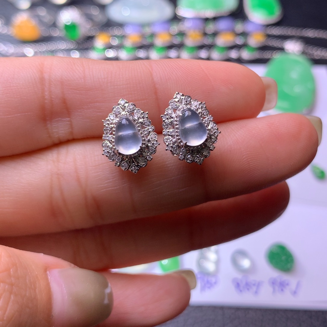 翡翠颈饰18K金镶嵌玻璃钢葫芦耳钉