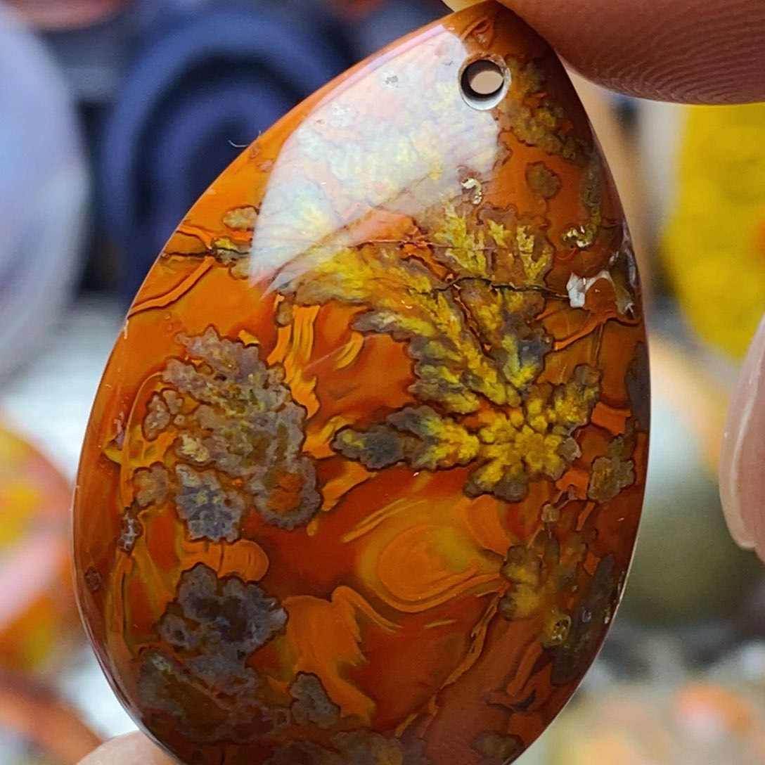 玛瑙/玉髓颈饰未镶嵌