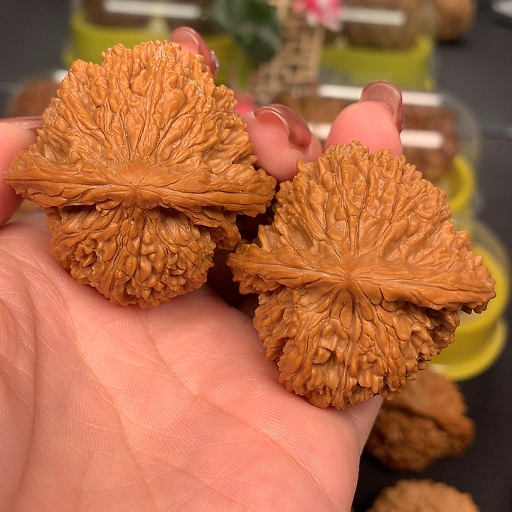 文玩核桃吊坠43➕满天星