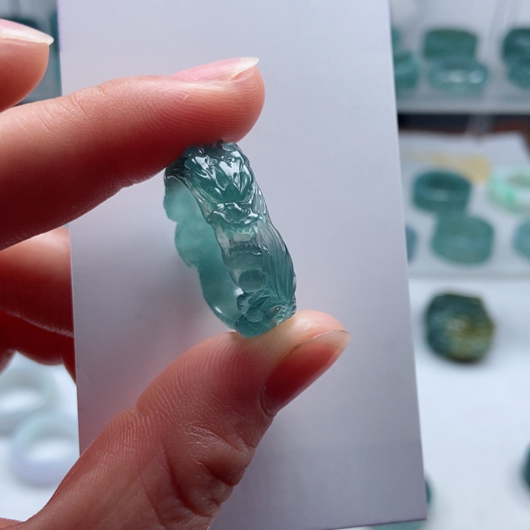 翡翠戒指未镶嵌江****s