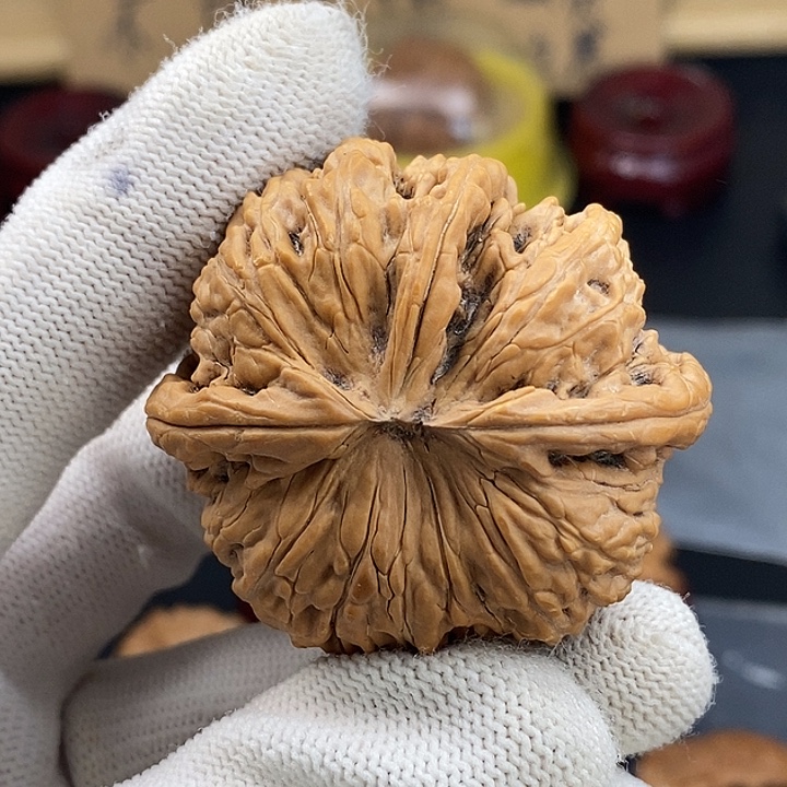 好***名文玩核桃吊坠瑕疵不退不换