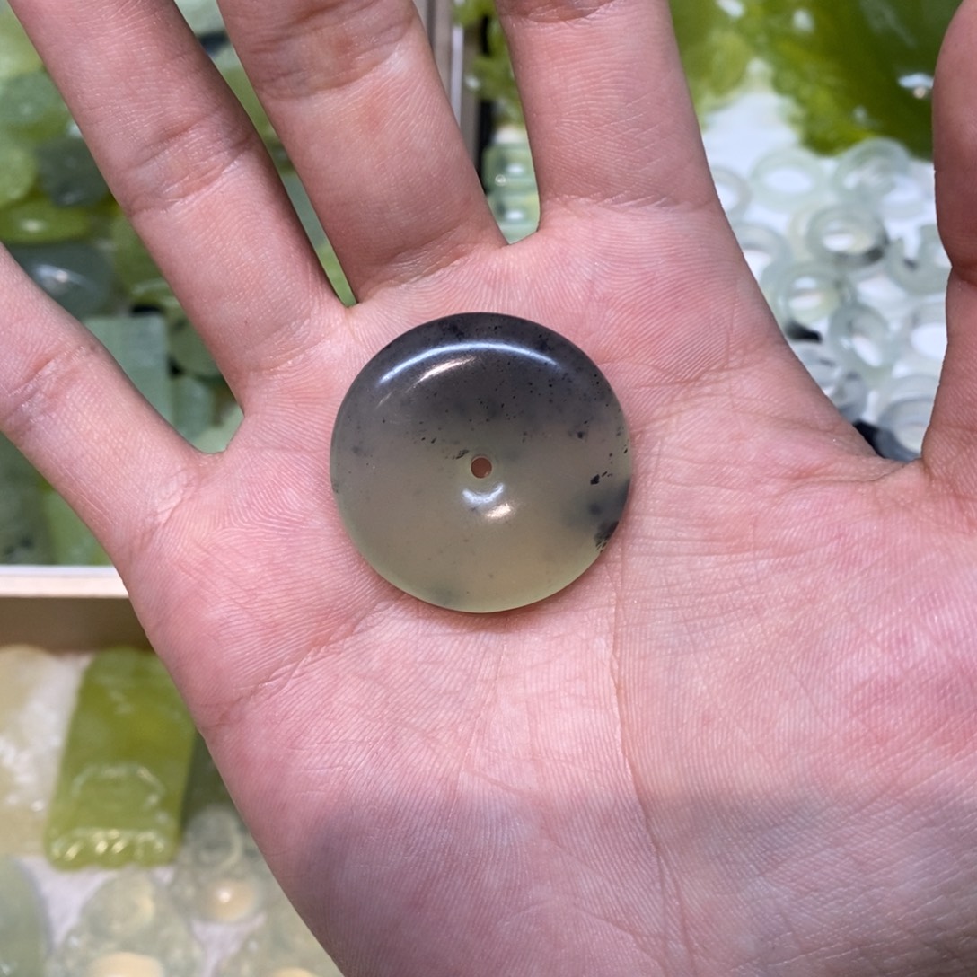 岫玉未镶嵌吊坠(不含链)两单包邮