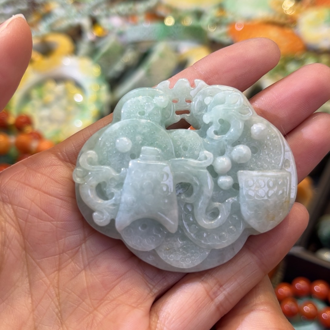 翡翠颈饰未镶嵌待编款