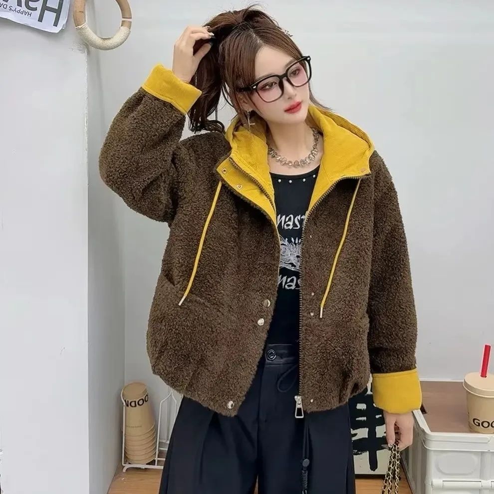 洋气冬季新款时尚潮流拼接撞色防风保暖羊羔绒连帽棉服拼接厚外套