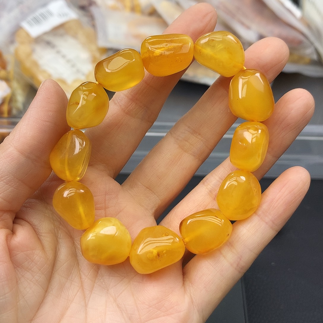 琥珀未镶嵌珠宝奇石