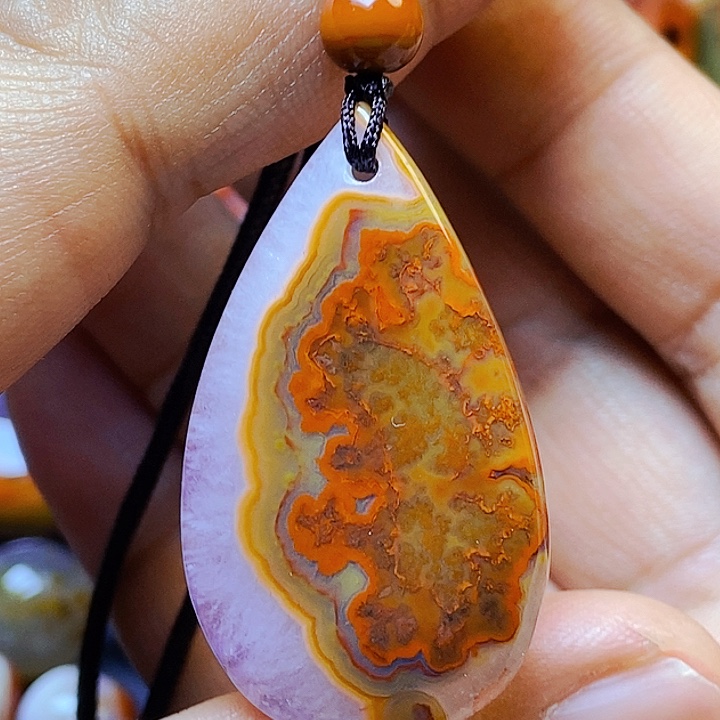 玛瑙/玉髓颈饰未镶嵌