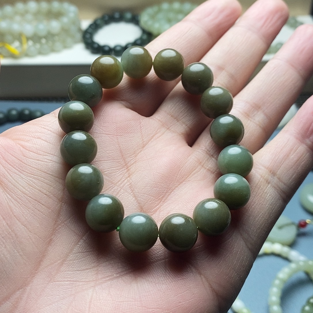 和田玉（糖玉）未镶嵌手链