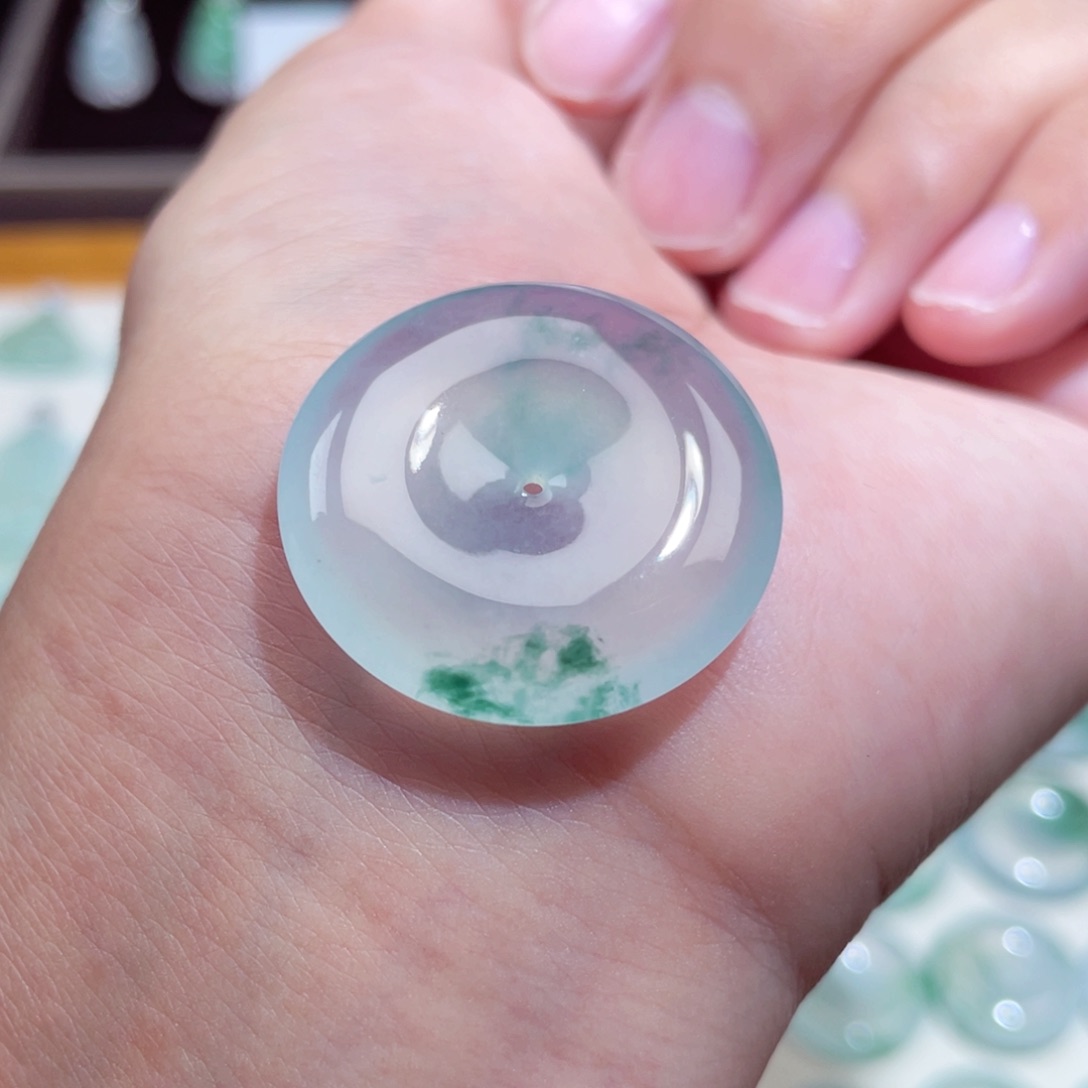 颈饰未镶嵌翡翠扣子