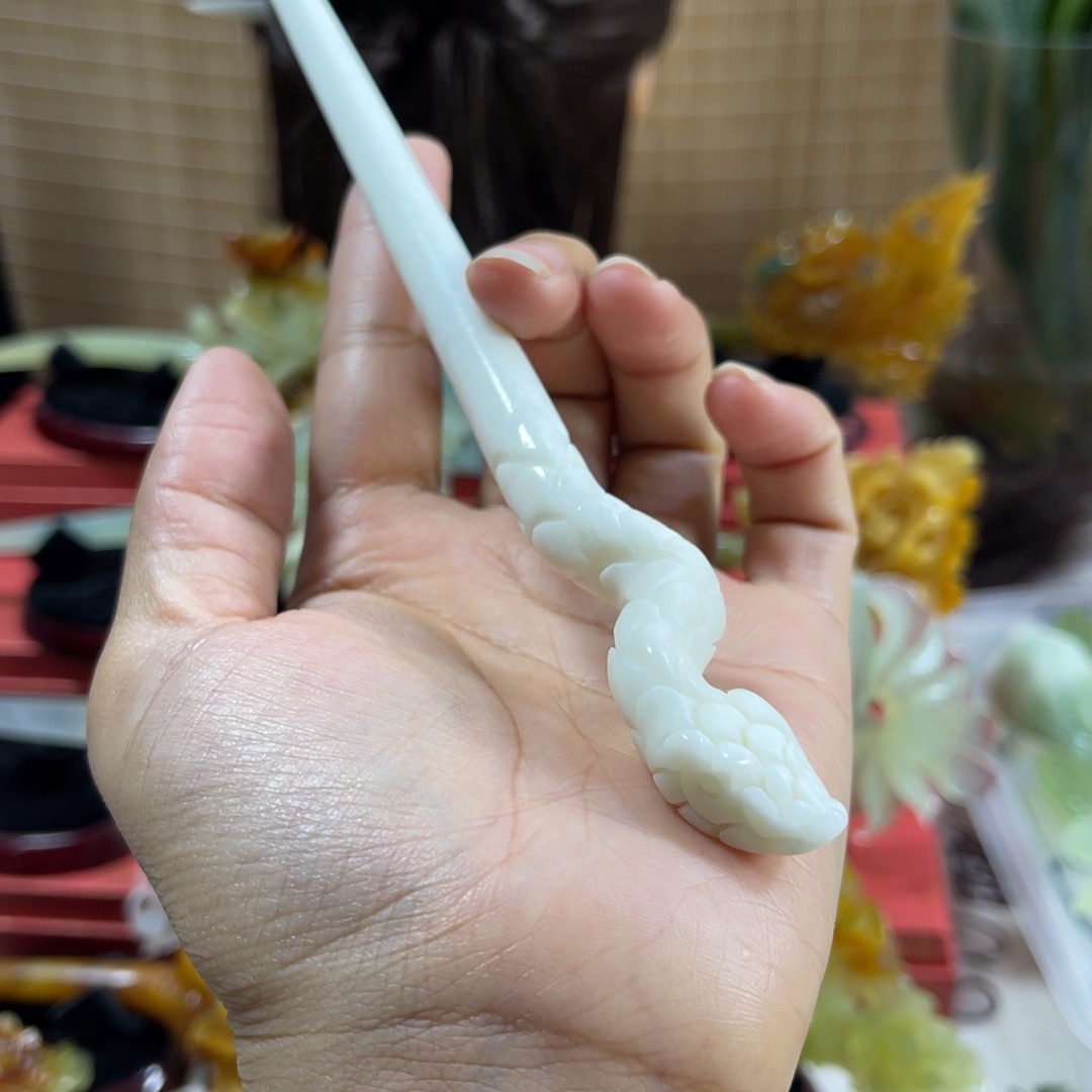 蛇纹石玉发饰未镶嵌