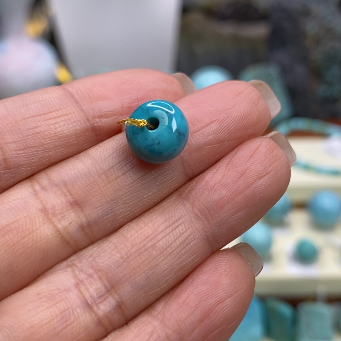 绿松石未镶嵌珠宝奇石9.5×6.9