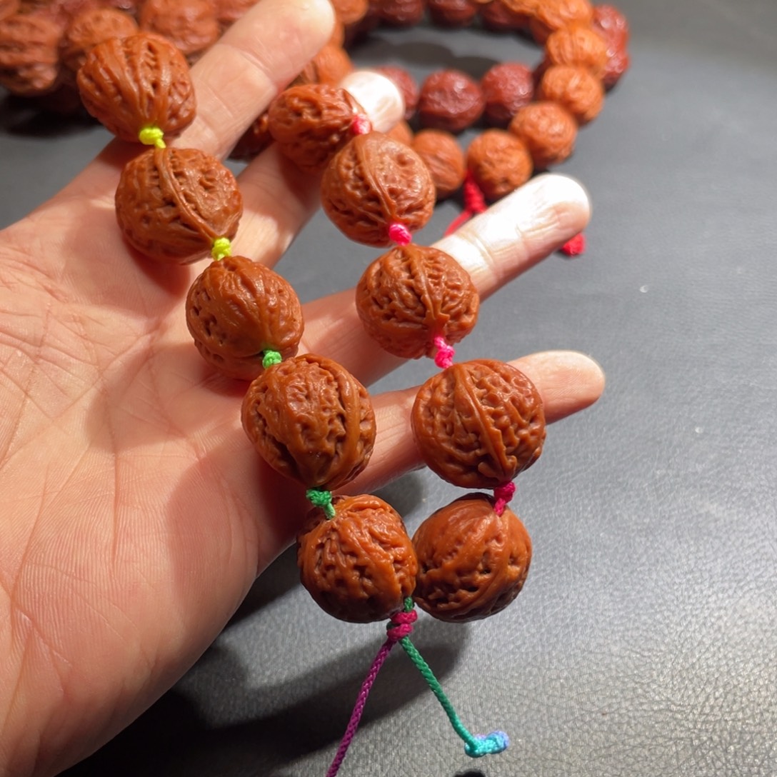 潶***圈手串文玩核桃核桃