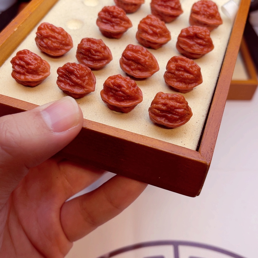 文玩核桃手串蛤蟆头