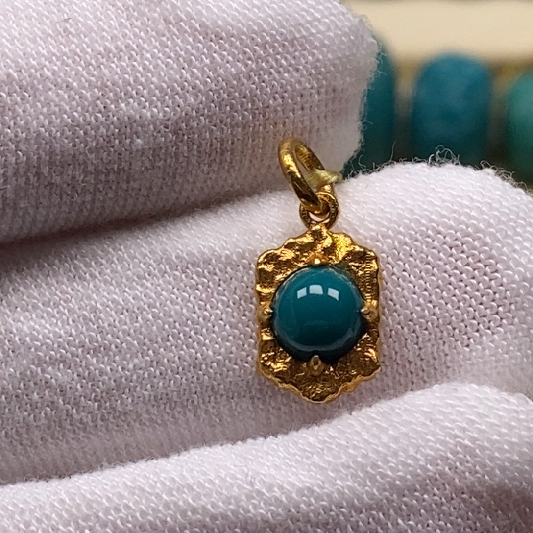 绿松石18K金镶嵌珠宝奇石7.5mm