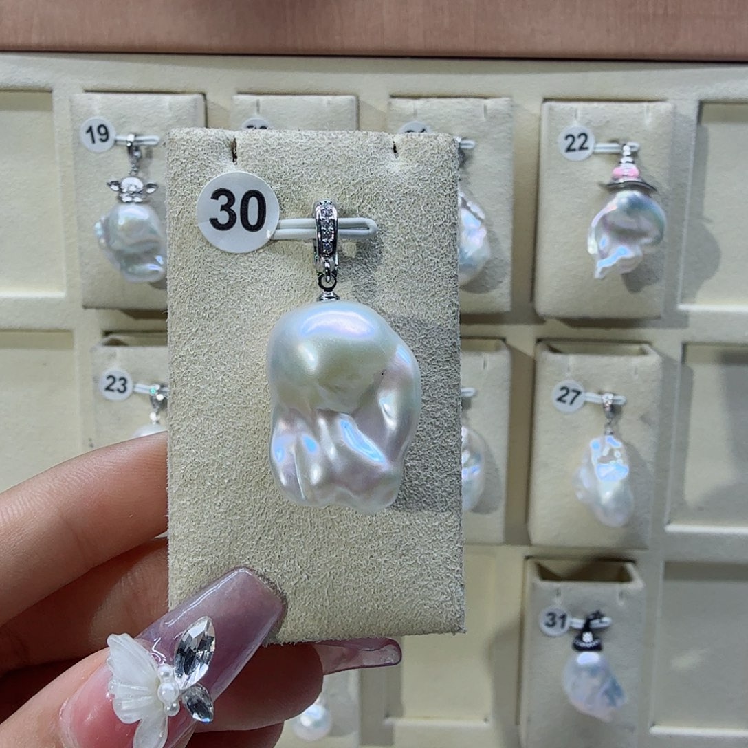 合金淡水珍珠颈饰