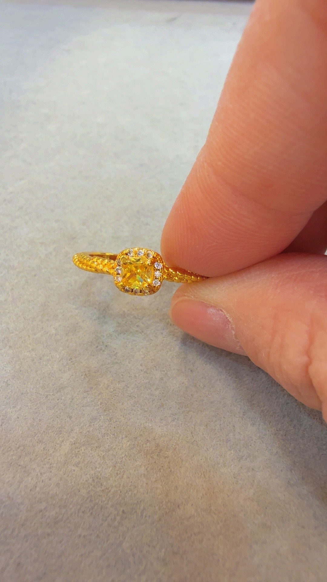 铜合金亚克力戒指 小方糖女款时尚开口设计戒指93