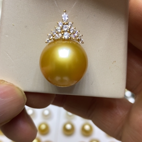 海水珍珠18K金镶嵌颈饰