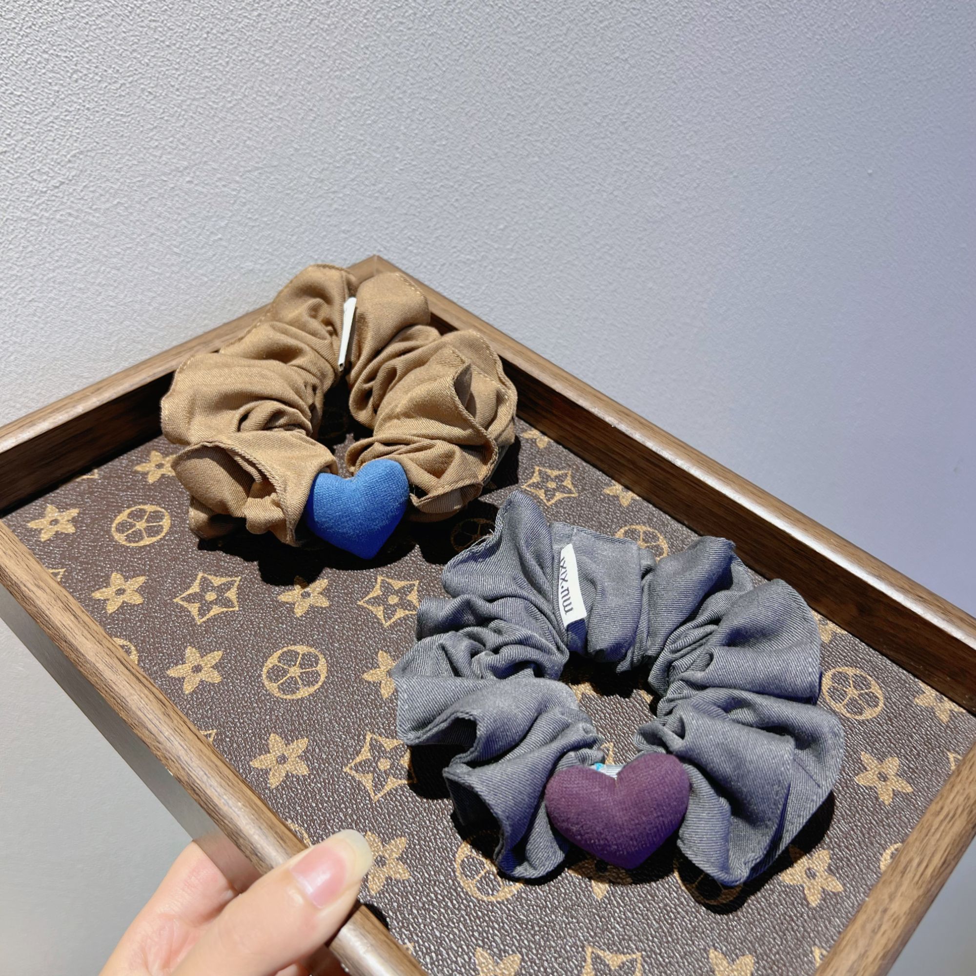 新款大肠发圈复古简约风韩系爱心百搭头饰皮筋原创设计扎头发发绳