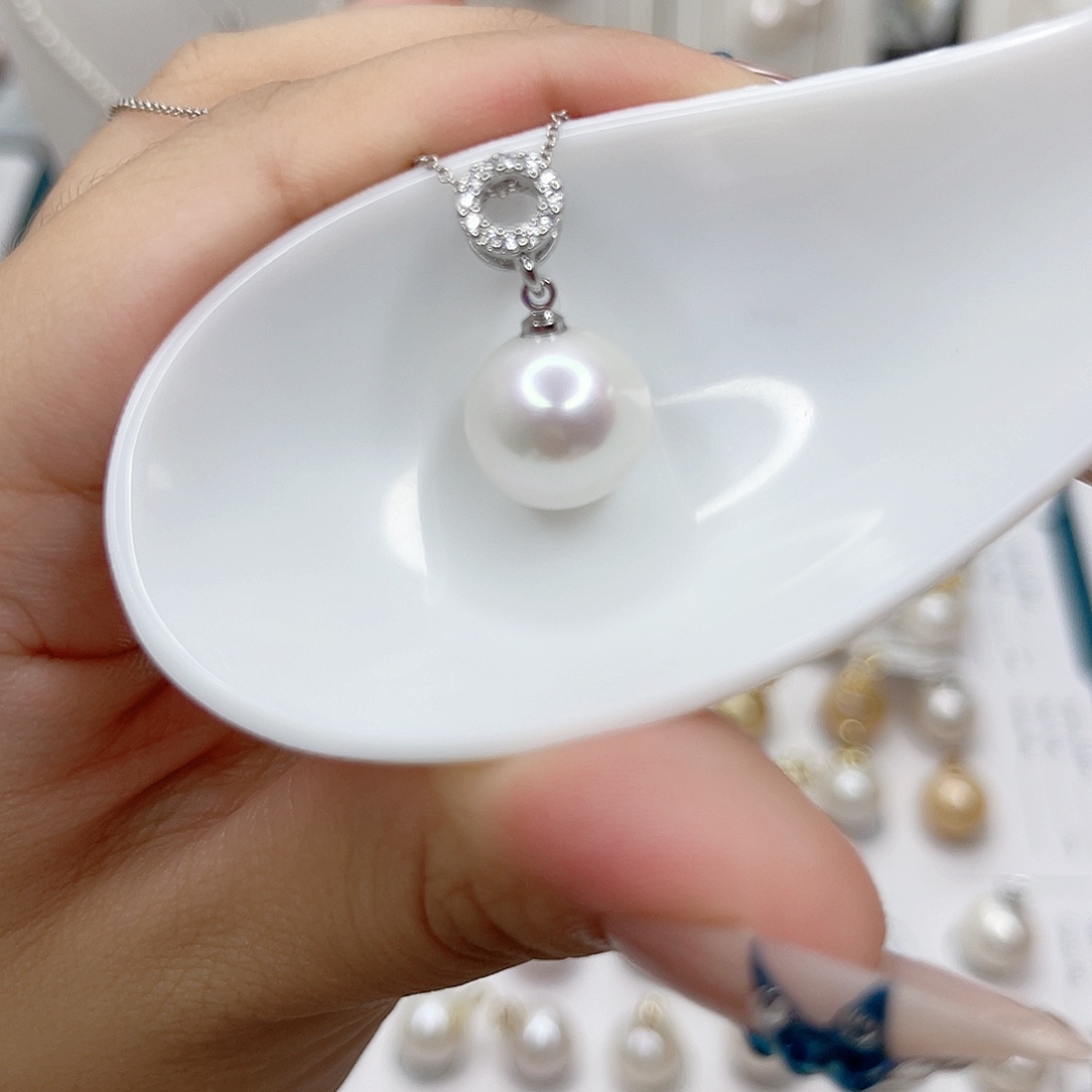 淡水珍珠合金吊坠(赠链)