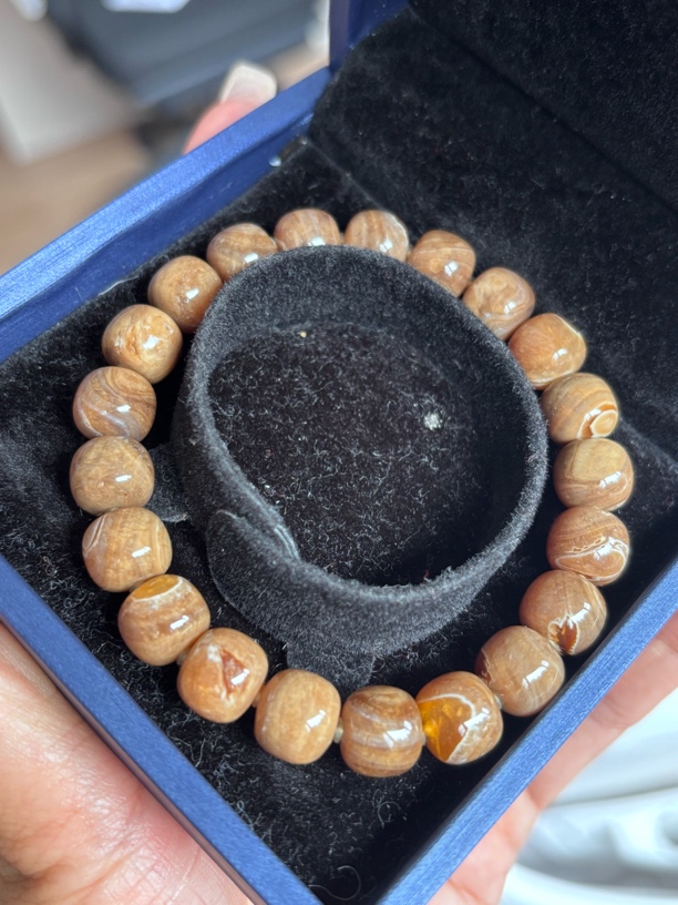 缅甸琥珀青瓷根妖花溶洞老型珠手串