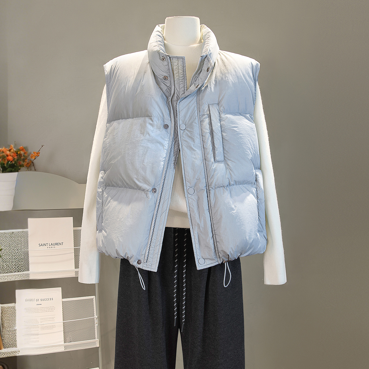 丝柏舍2025冬装新款女装设计感宽松款马甲立领羽绒马夹S53R2700J