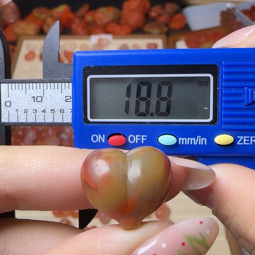 南红玛瑙未镶嵌颈饰