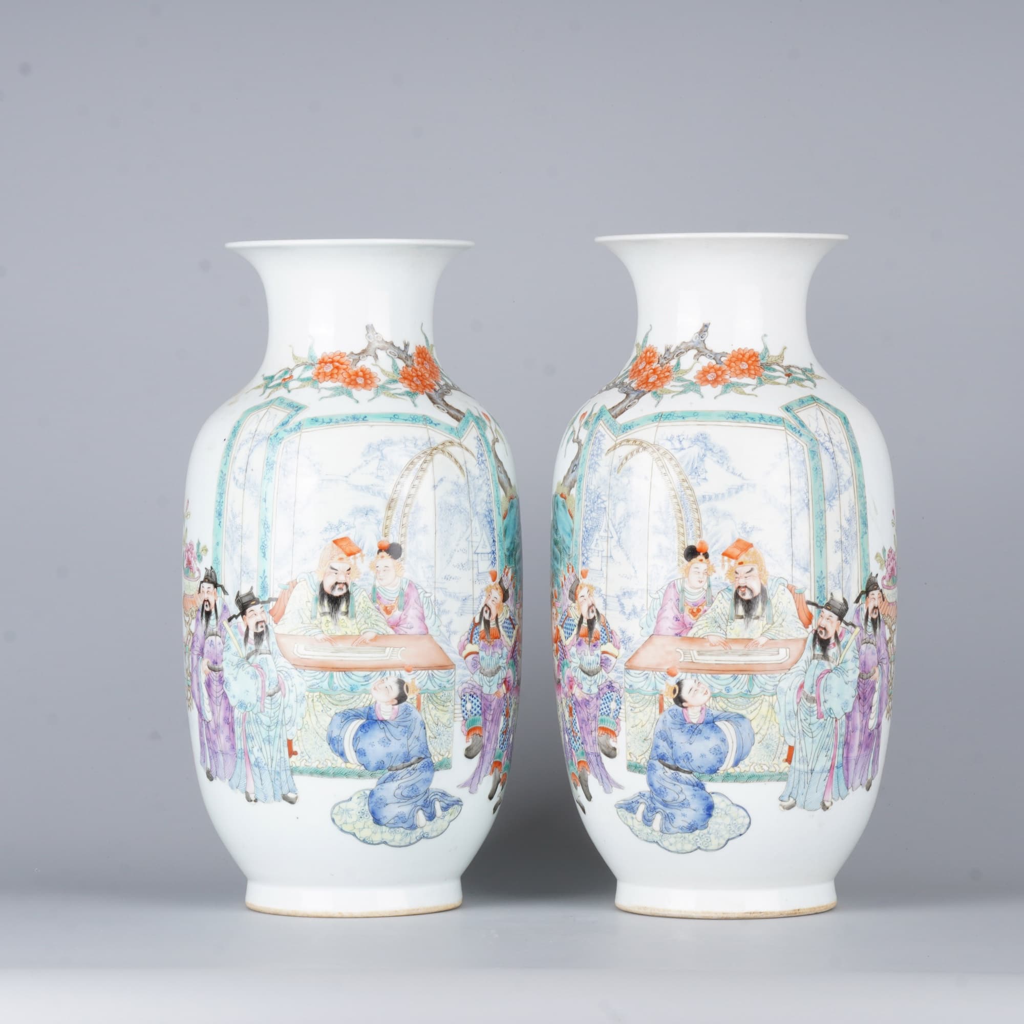 【拍卖】Lot.5017 粉彩人物故事图灯笼瓶一对