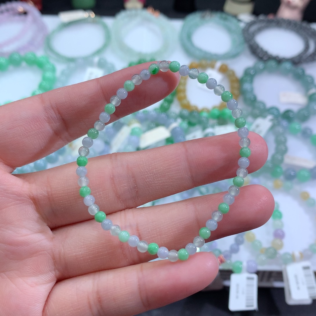 翡翠手链未镶嵌天然