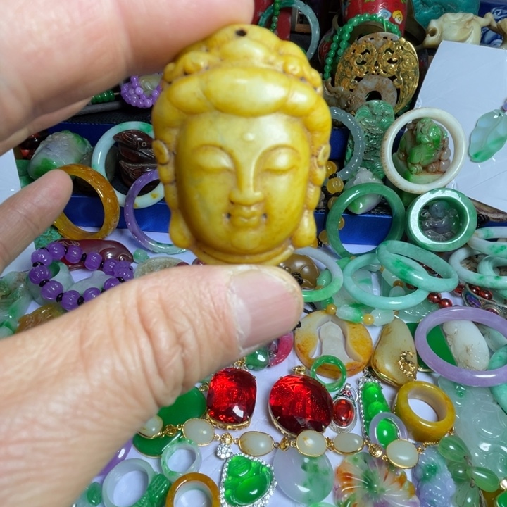 吊坠滴血莲花菩提