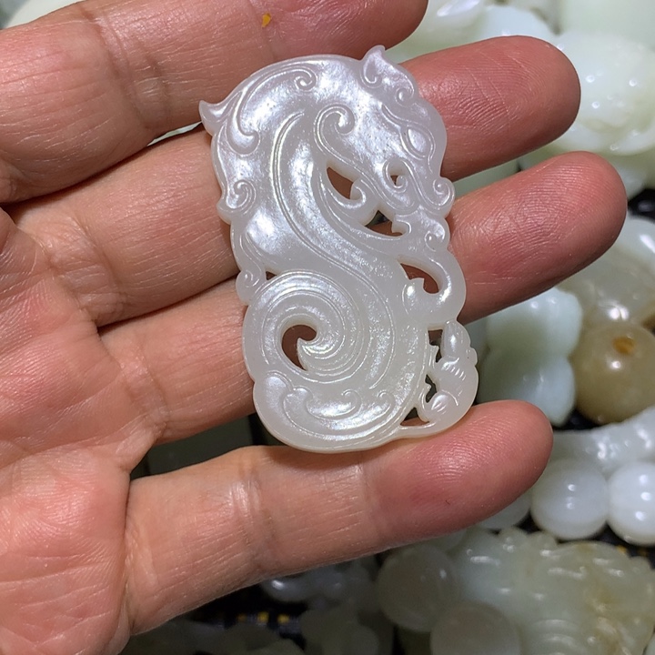 和田玉（白玉）颈饰未镶嵌海*