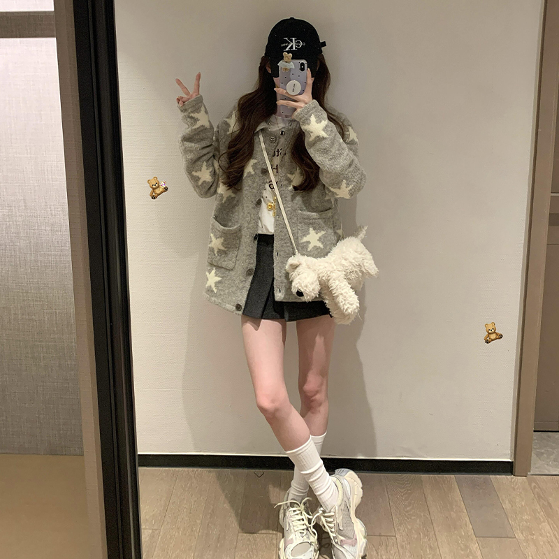 韩系翻领灰色针织开衫女2025早秋季新款设计感慵懒风毛衣外套上衣