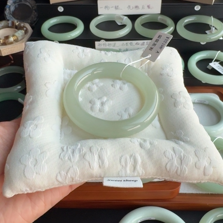 酒****非金属54.0酒浅晴水胖圆手镯