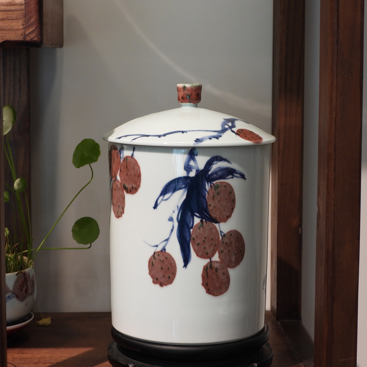 易炎窑原创手工手绘气窑原矿青花釉里红色差放漏小号七子饼罐摆件