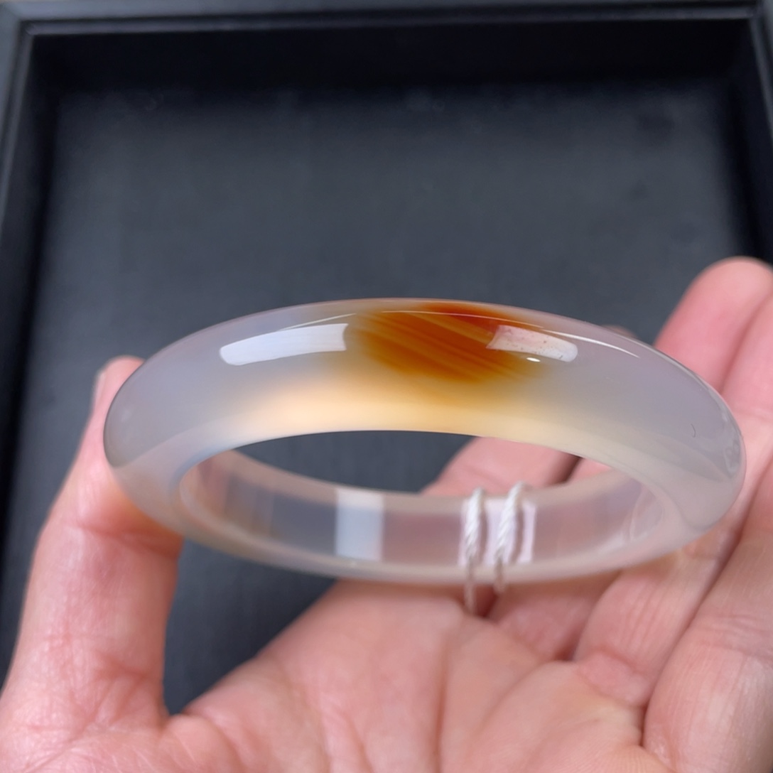 玛瑙/玉髓手镯未镶嵌56圈口