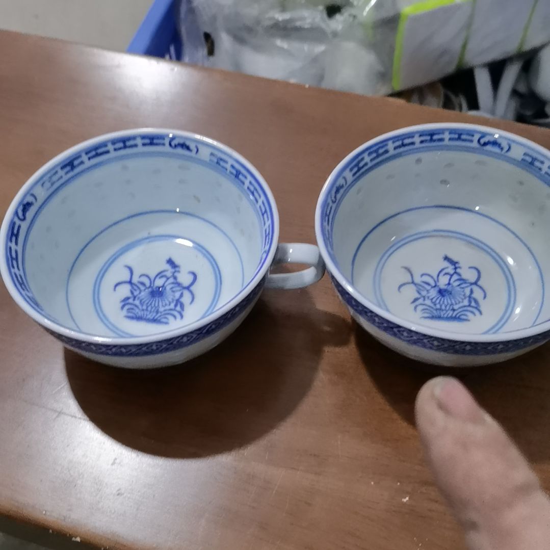 景德镇陶瓷工艺品一**王