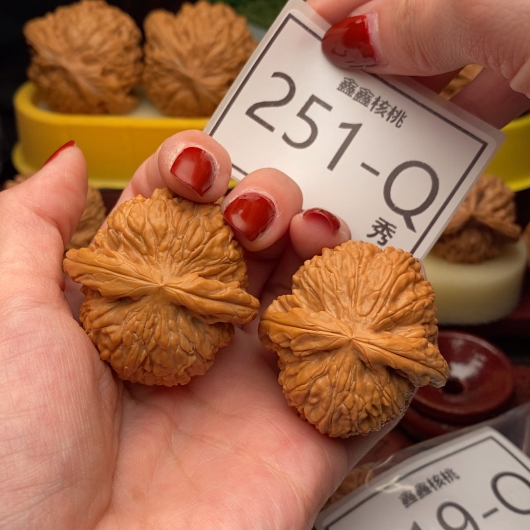 文玩核桃把件白狮41