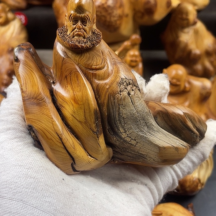 柏木（崖柏）达摩手把件