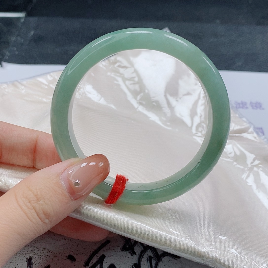 【闪购商品】未镶嵌手镯翡翠555号