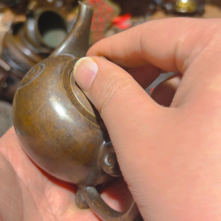 铜的。全清了。一件不留！不磨叽