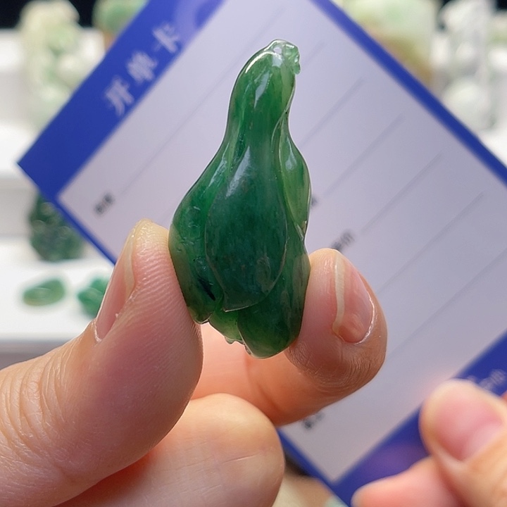 未镶嵌独山玉颈饰