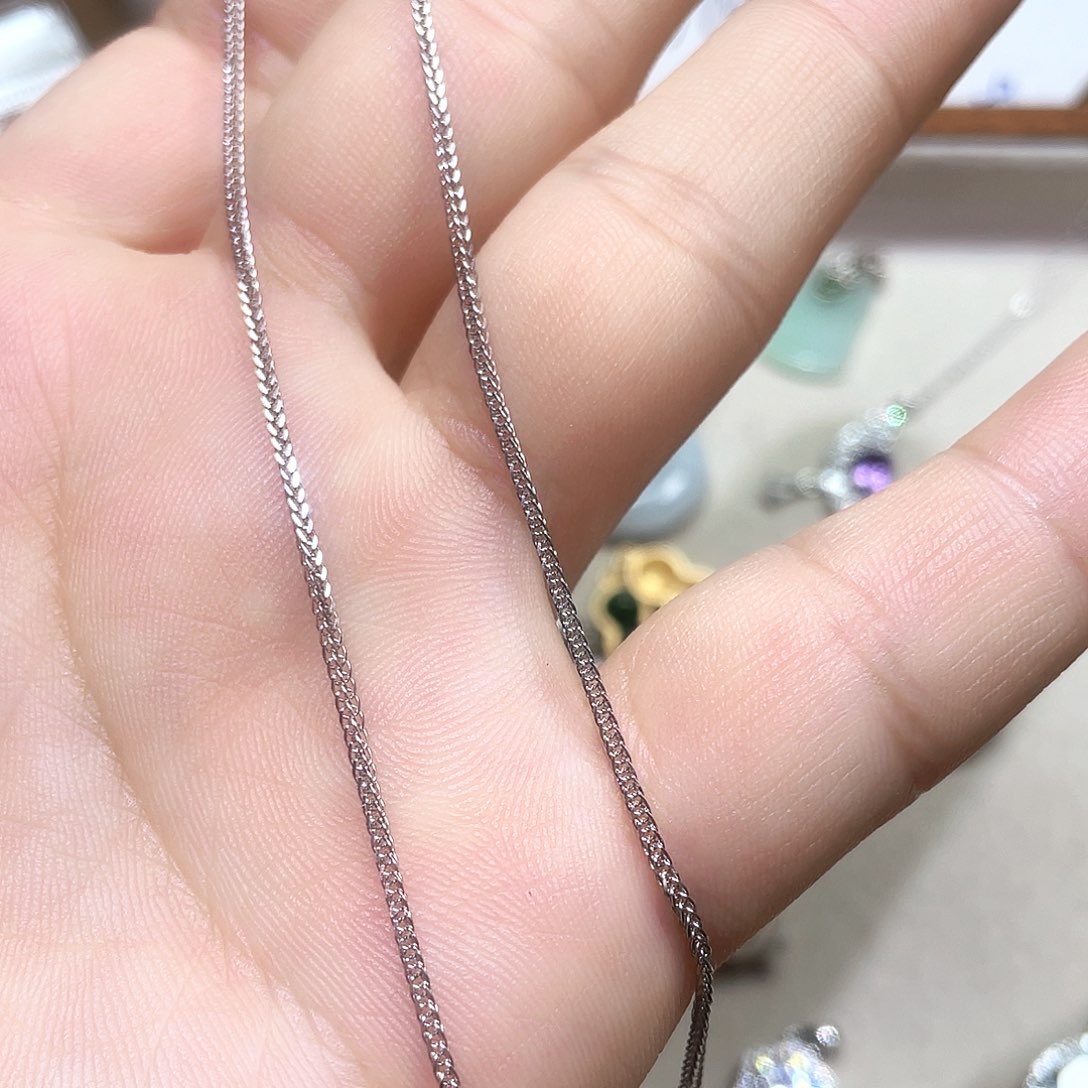 吴***妹坠链均925银锆石肖邦链
