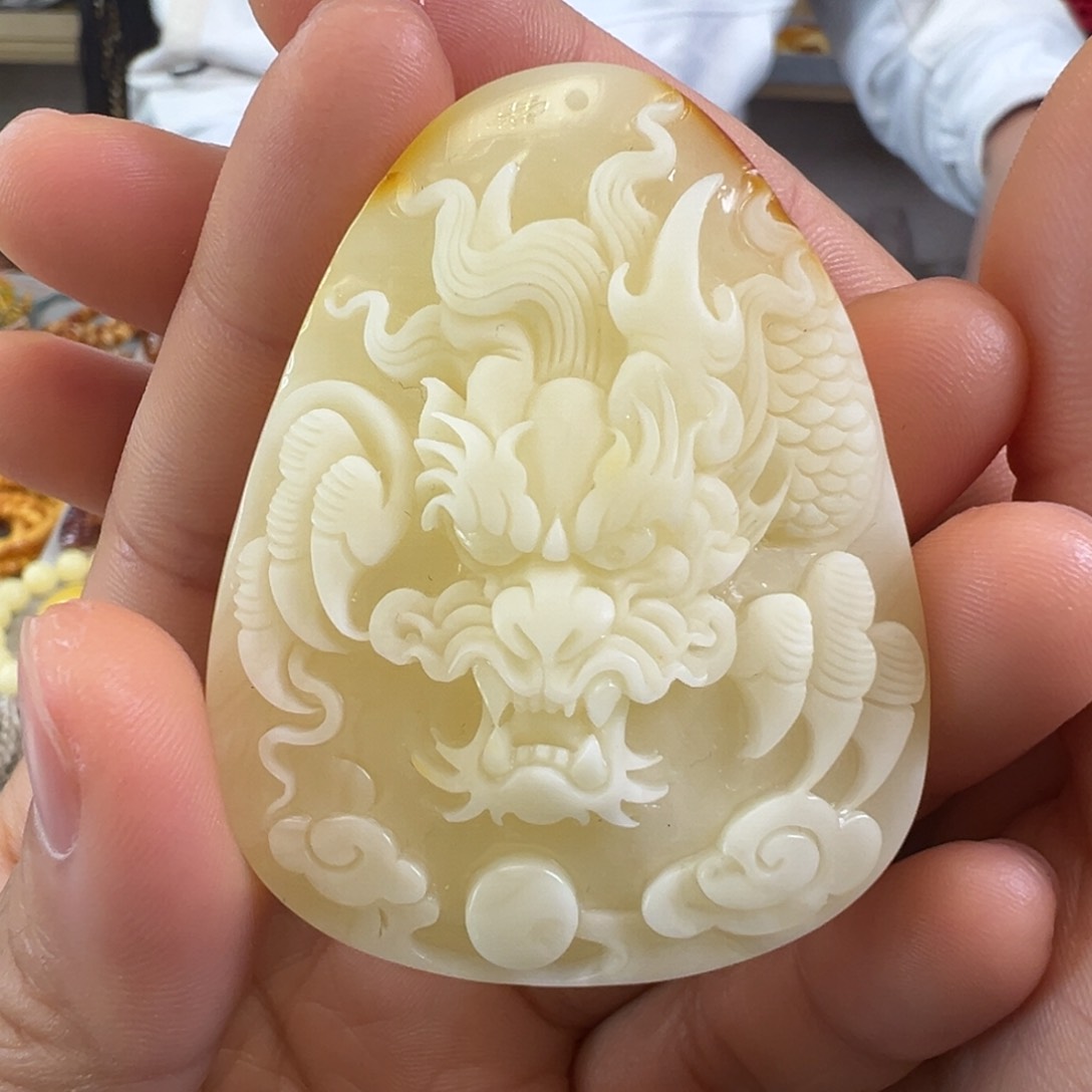 蜜蜡裸石未镶嵌蜜蜡