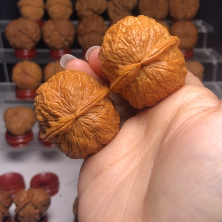 吊坠文玩核桃3金丝绣球