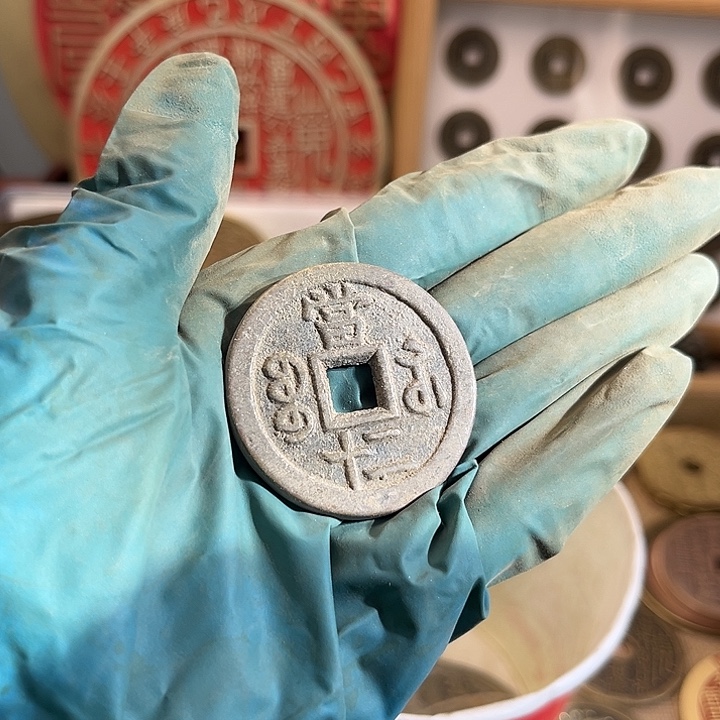 进***进铜现代翻砂工艺作品