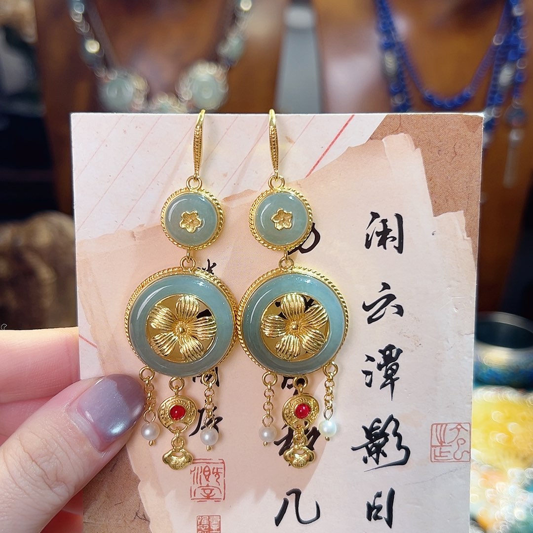 翡翠未镶嵌挂件耳环