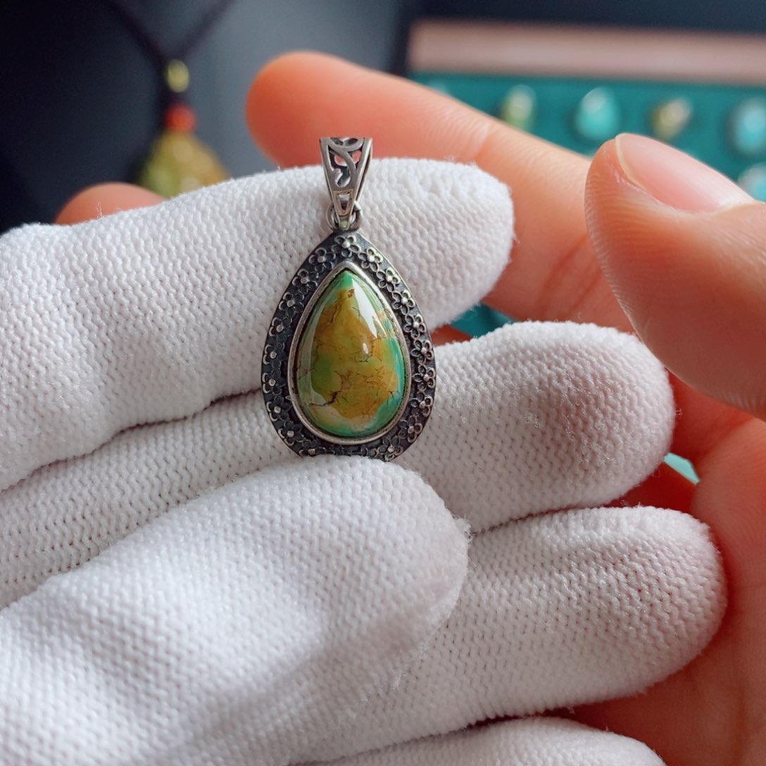 绿松石银S925镶嵌颈饰