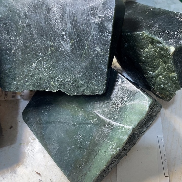 透闪石质玉珠宝半成品未镶嵌