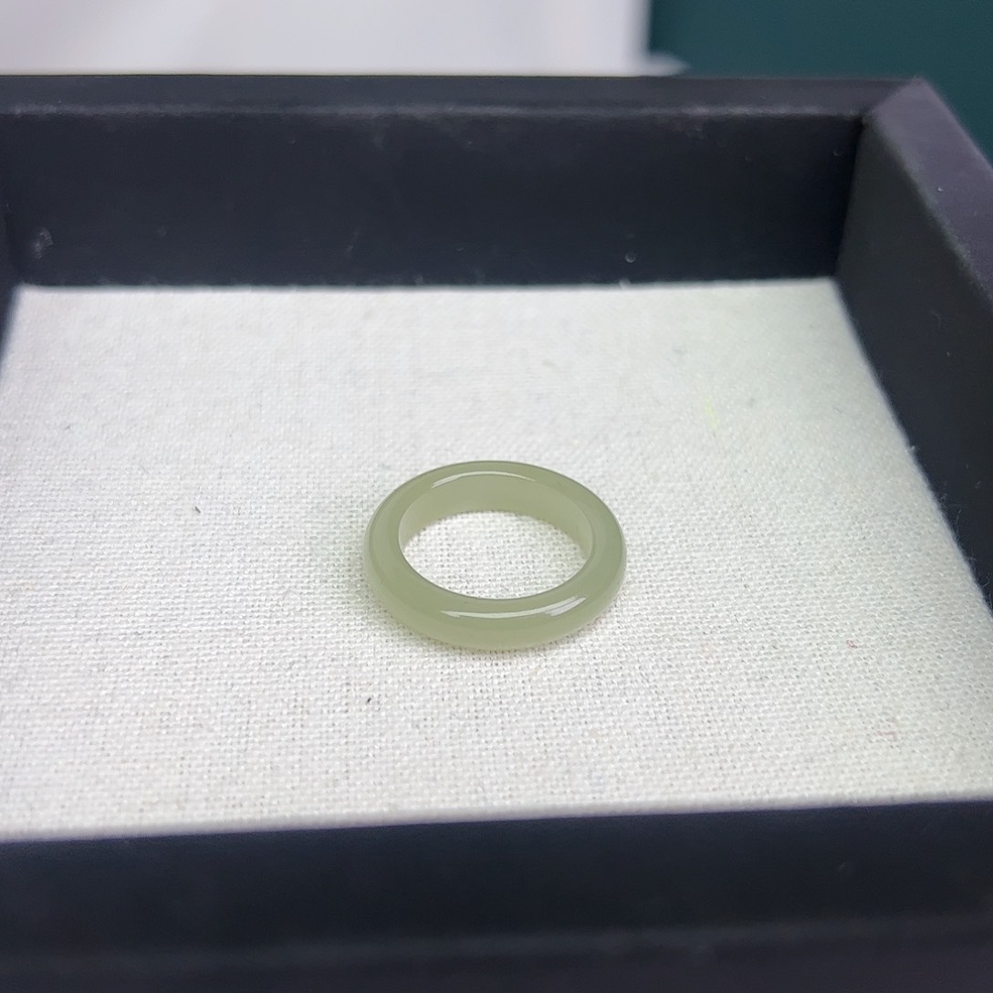 和田玉戒指未镶嵌15号晴水