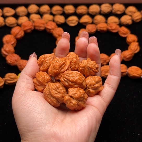 文玩核桃手串末**界小金蟾