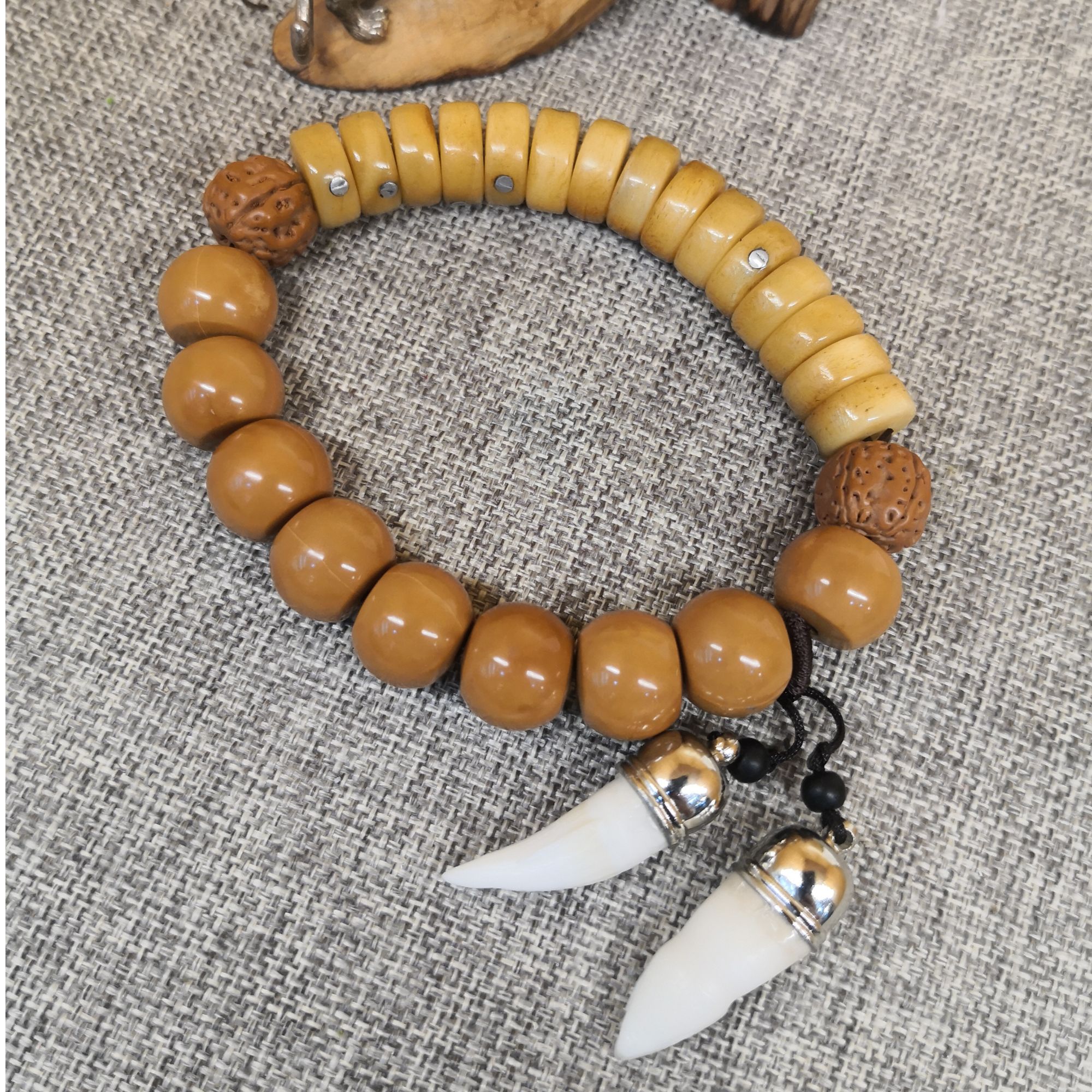 合金手链 隔片鳄鱼牙手链